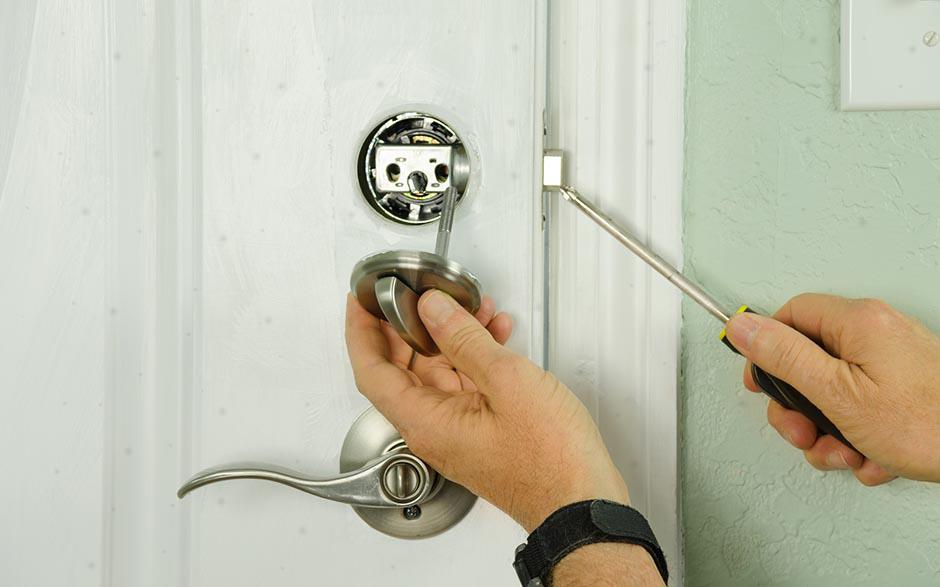 Allauch changer serrure porte Vak